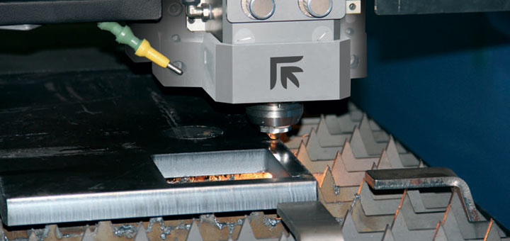 Blechverarbeitungsmaschine